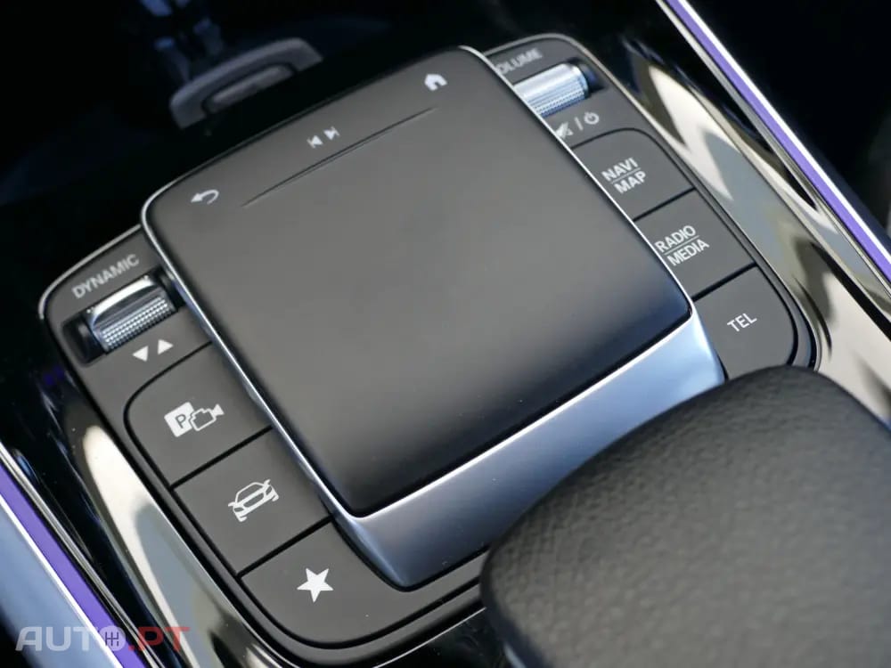 Mercedes-Benz B 250 e AMG Line