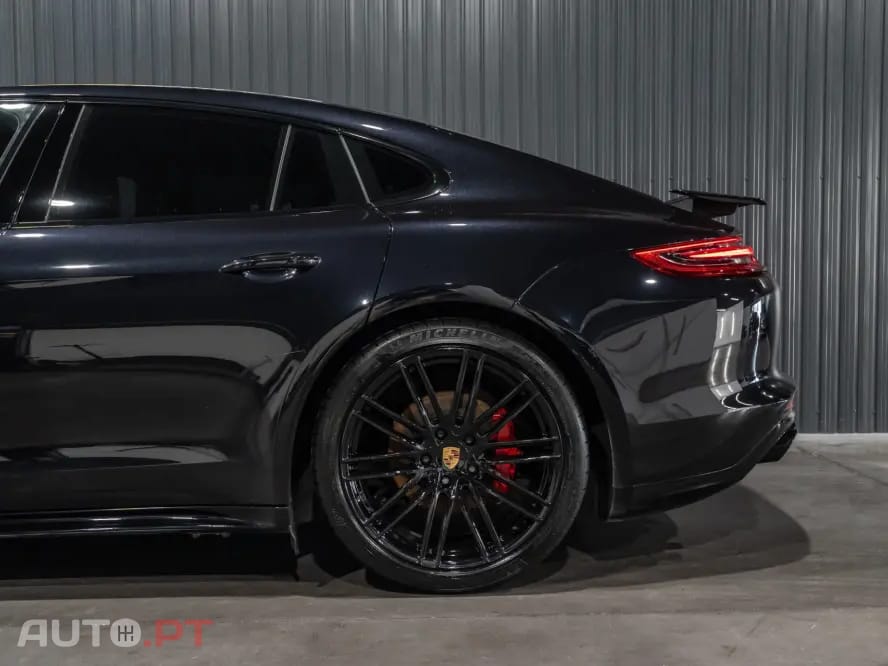 Porsche Panamera S PDK