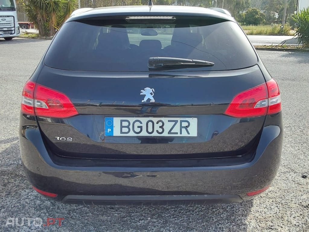 Peugeot 308 SW BlueHDi 130 EAT6 Stop & Start Allure