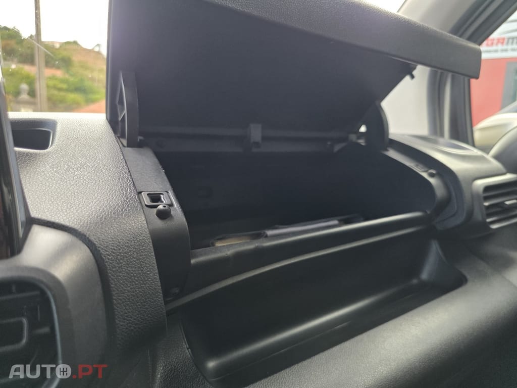 Peugeot Partner Blue HDi