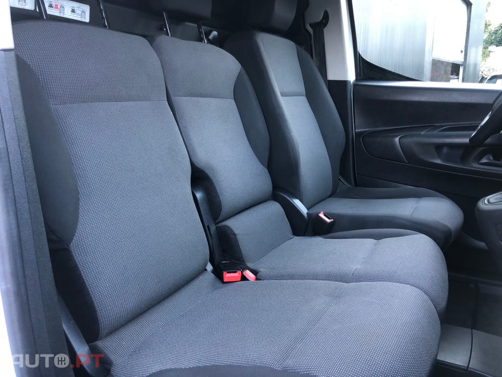 Peugeot Partner 1.5 BlueHDi Premium Standard Plus