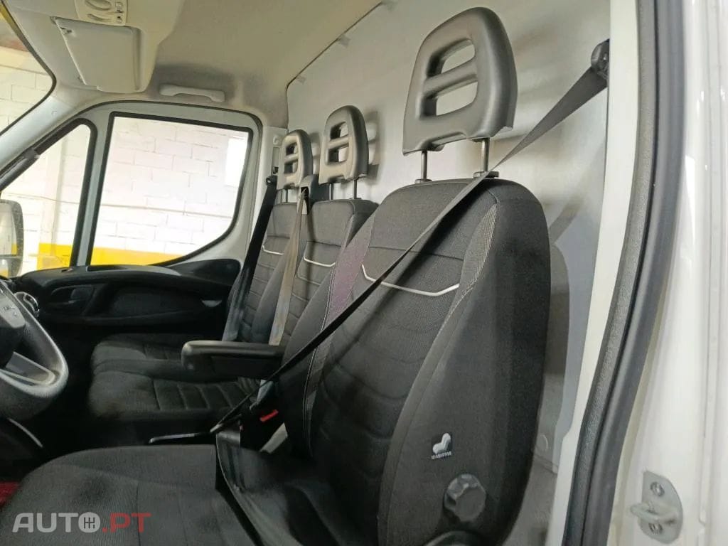 Iveco Daily 2.3 35S16V 3520L 12m3