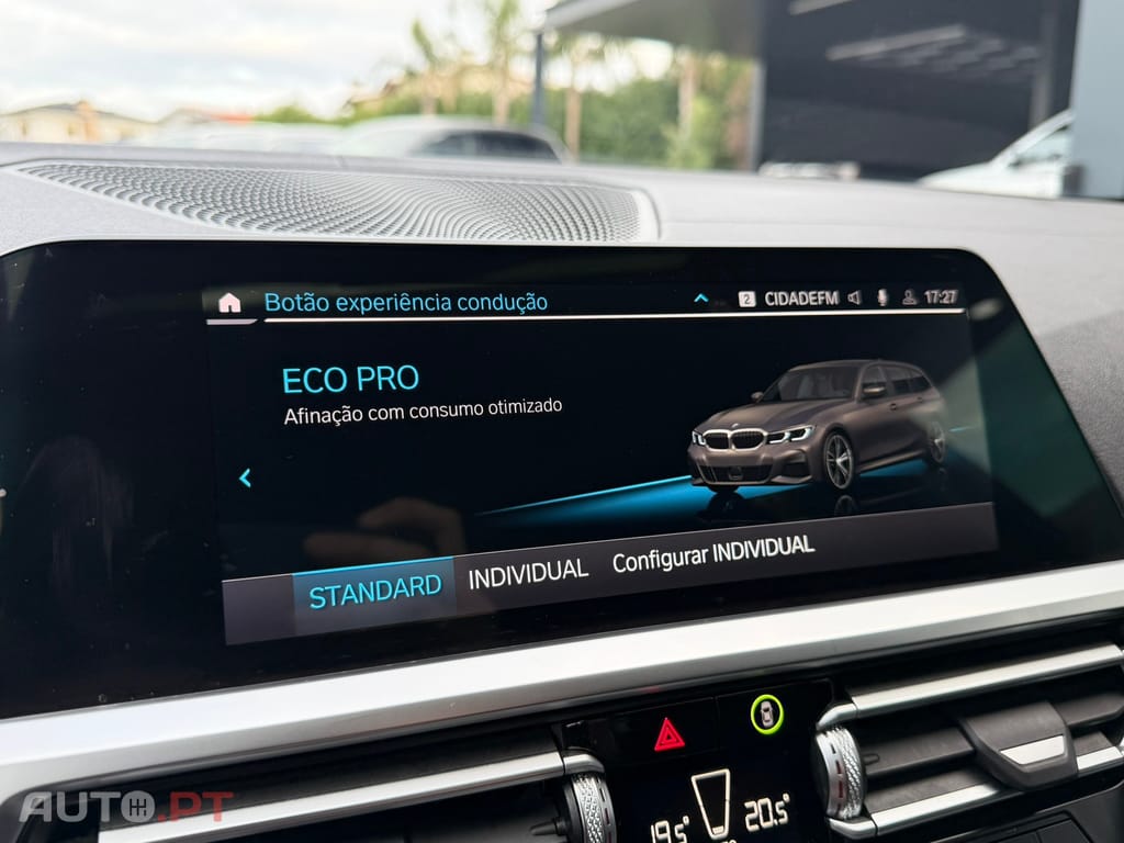 BMW 320 d Pack M Auto