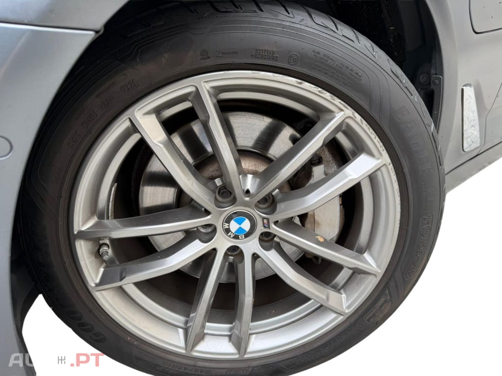 BMW 530 iPERFORMANCE