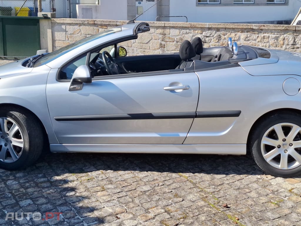 Peugeot 207 CC 1.6 HDI