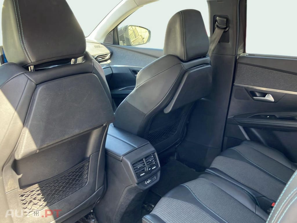 Peugeot 5008 1.5 BlueHDi Allure EAT8