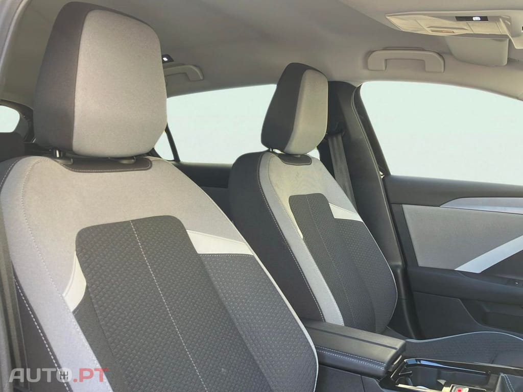 Opel Astra 1.2 T Edition