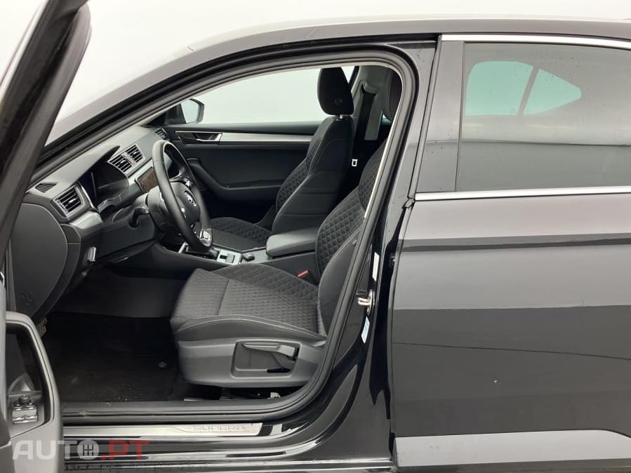 Skoda Superb 1.4 TSI iV DSG