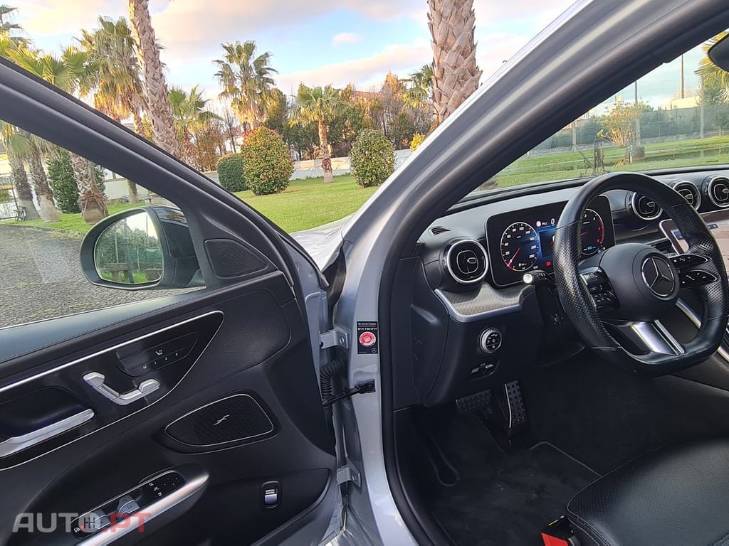 Mercedes-Benz C 220 d AMG Line