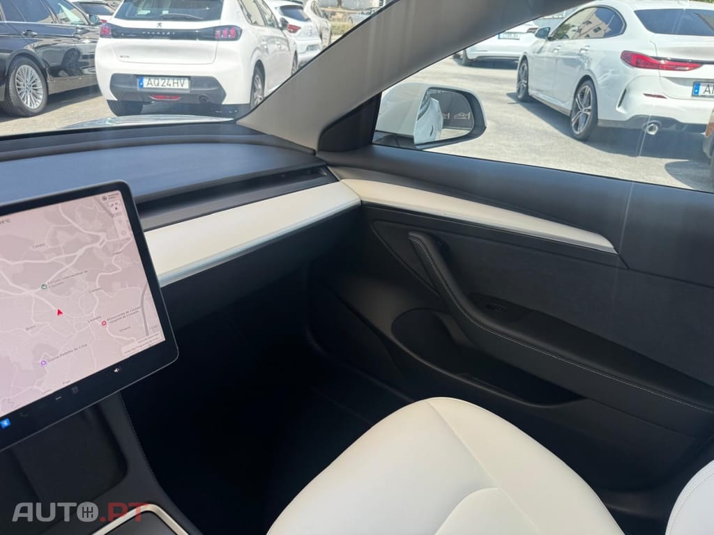 Tesla Model 3 Standard Range Plus RWD