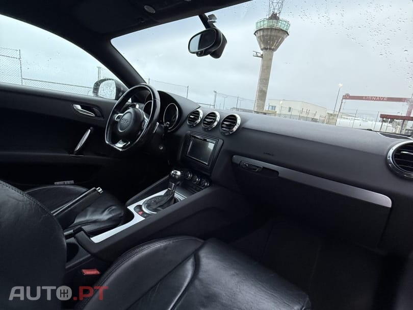 Audi TT 2.0 TFSI S tronic