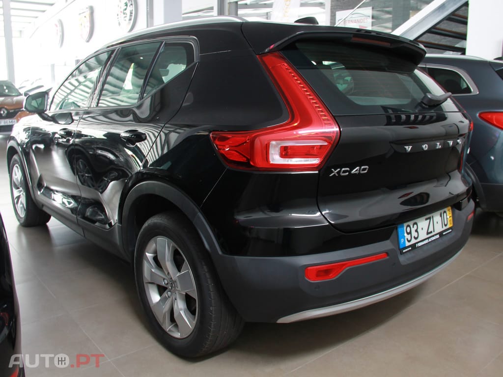 Volvo XC40 2.0 D3 Momentum