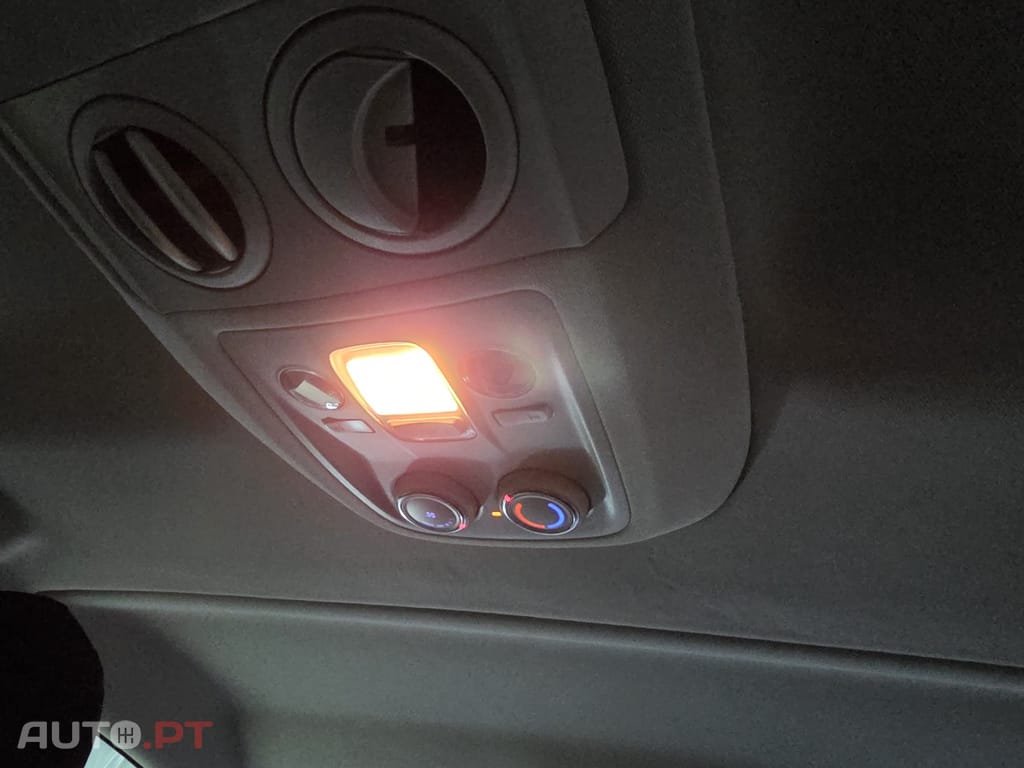 Peugeot Traveller 1.5 BLUEHDI LD3H1 ACTIVE STANDART