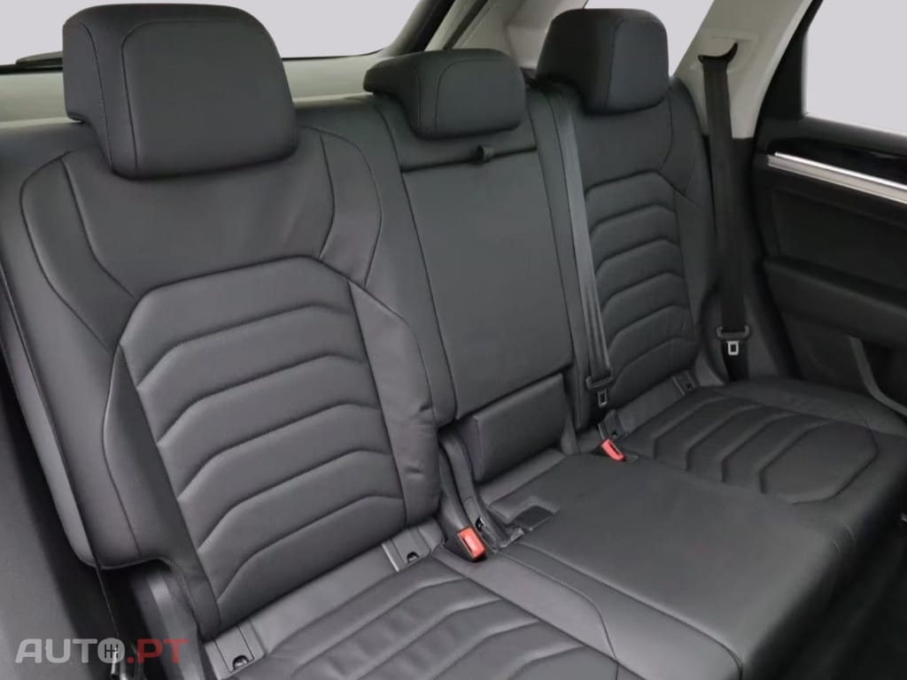 Volkswagen Touareg I.V.A DEDUTIVEL EHYBRID 3.0 V6 