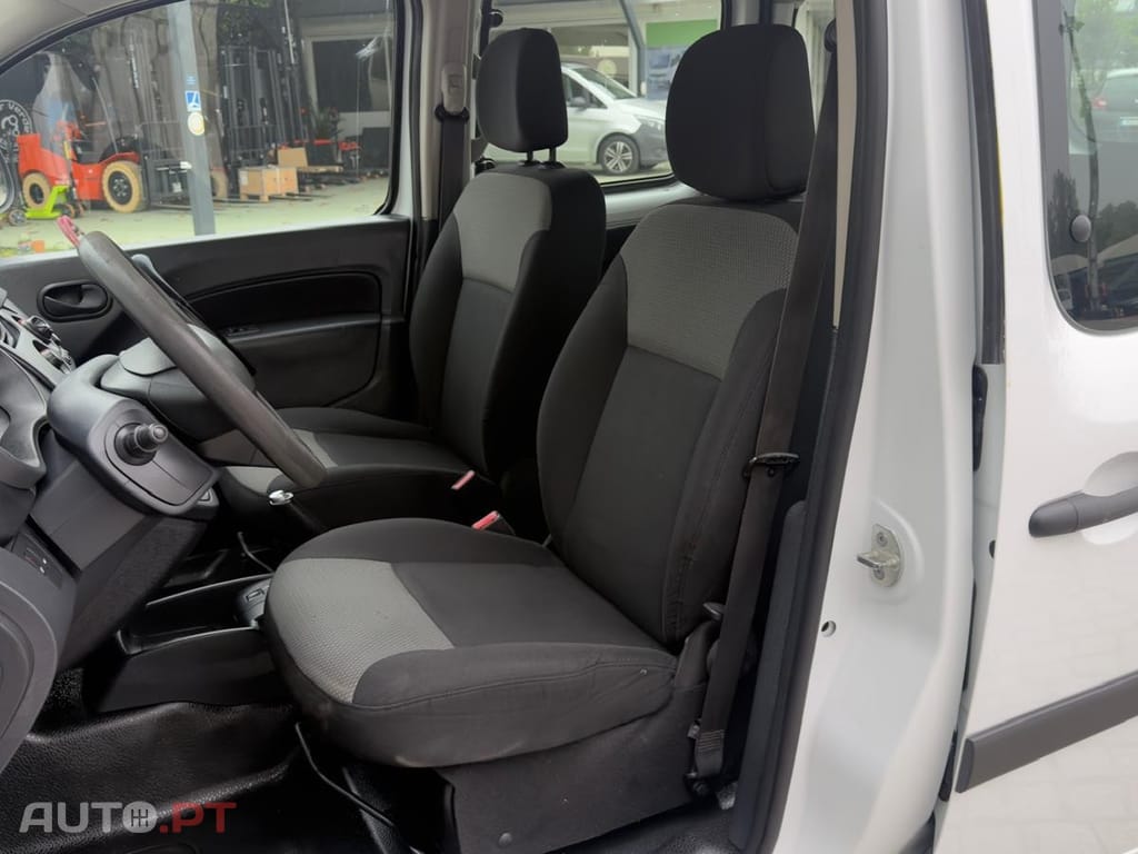 Renault Kangoo 5 LUGARES