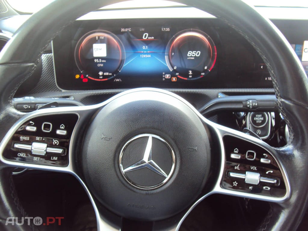 Mercedes-Benz 180 A180 D Progressive Pack Night