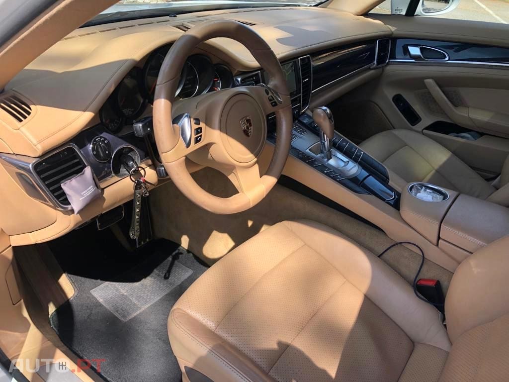 Porsche Panamera Platinum Edition