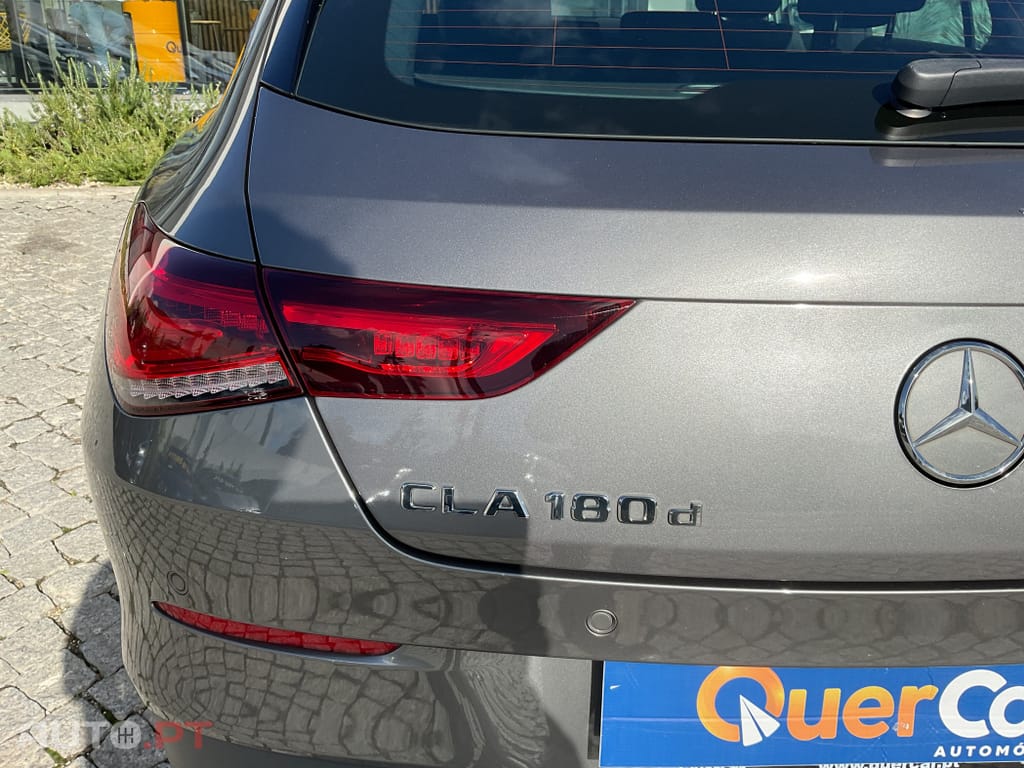 Mercedes-Benz CLA 180 d Shooting Brake Business Solutions