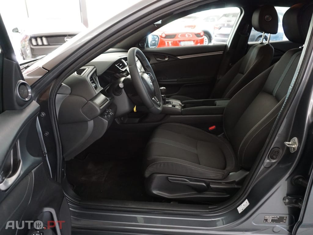 Honda Civic 1.6 i-DTEC Elegance Navi
