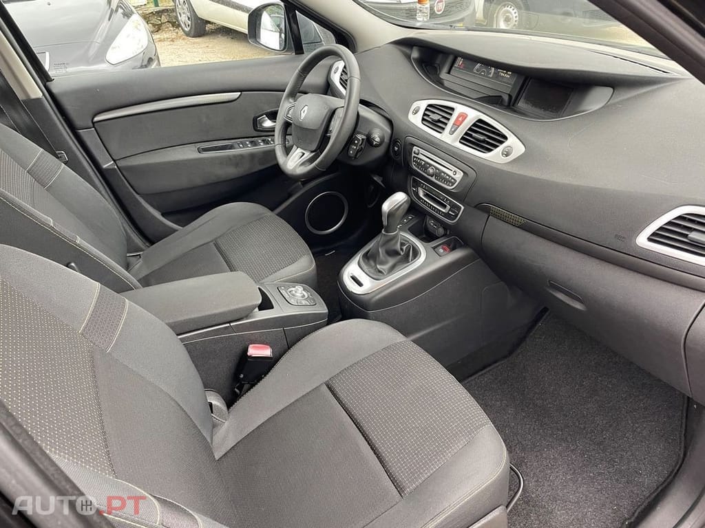 Renault Scénic 1.5 dCi Dynamique S EDC