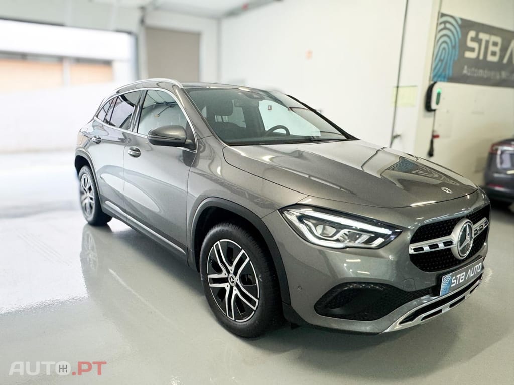 Mercedes-Benz GLA 250 e Progressive
