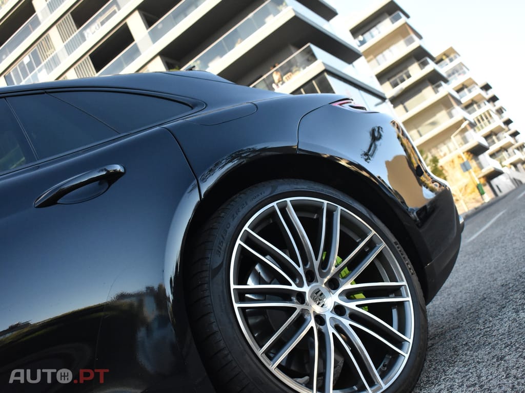 Porsche Panamera ST 4 E-Hybrid