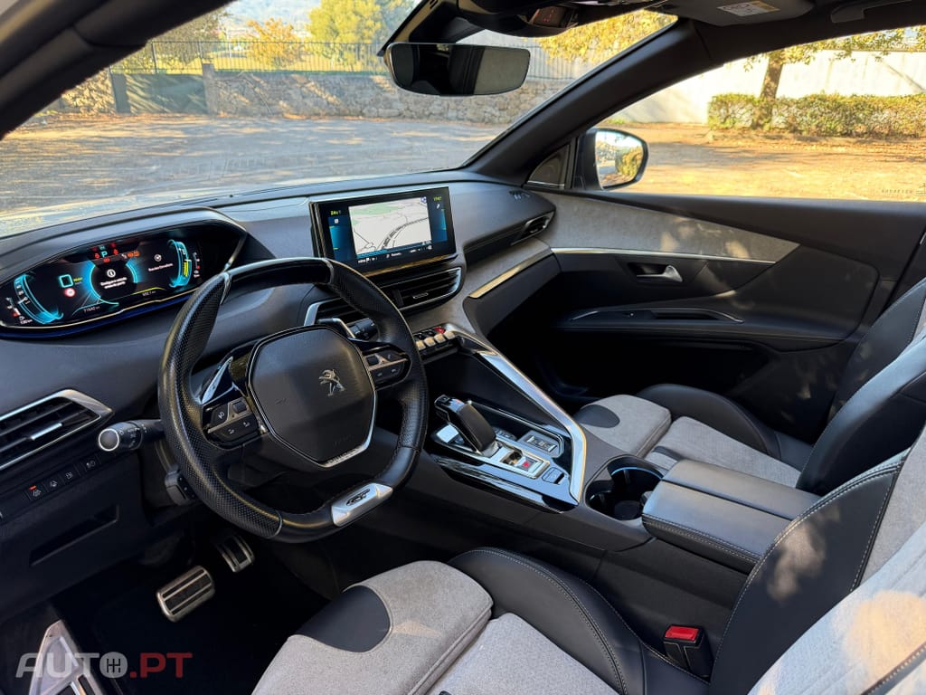 Peugeot 3008 1.6 Hybrid4 GT Pack e-EAT8
