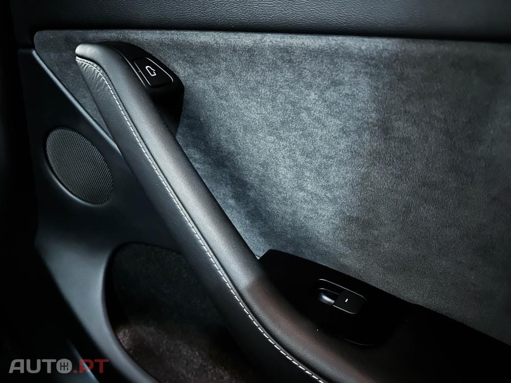 Tesla Model Y Long Range Dual Motor AWD