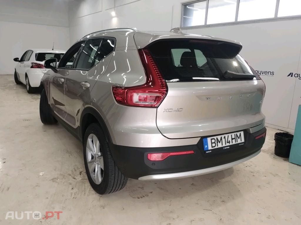 Volvo XC40 1.5 T2 Core Auto