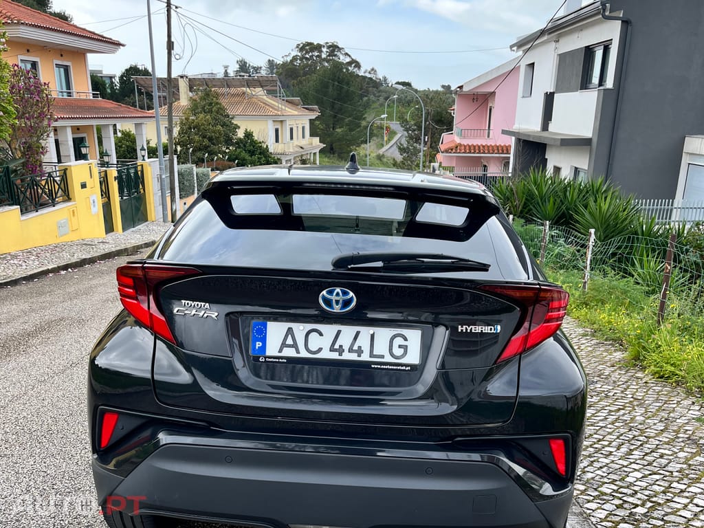Toyota C-HR 1.8 Hybrid (ZYX10_, ZYX11_)