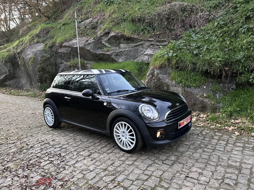 MINI Cooper Cooper D