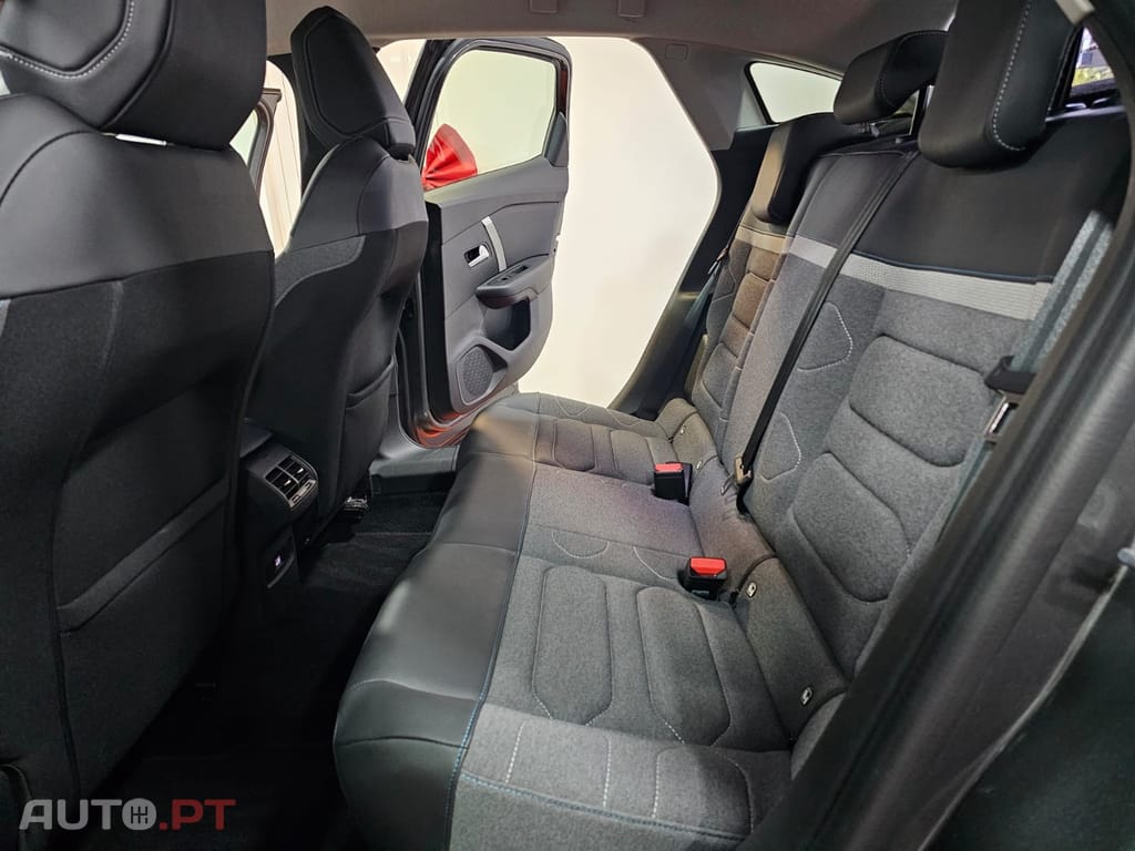 Citroen C4 BlueHDi 130 Stop&Start EAT8 FEEL PACK