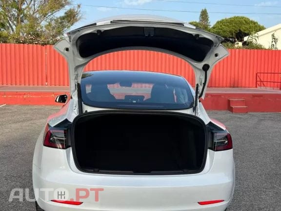 Tesla Model 3 Long Range AWD Dual Motor