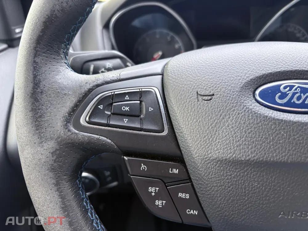Ford Focus 2.3 EcoBoost S&S 4WD RS