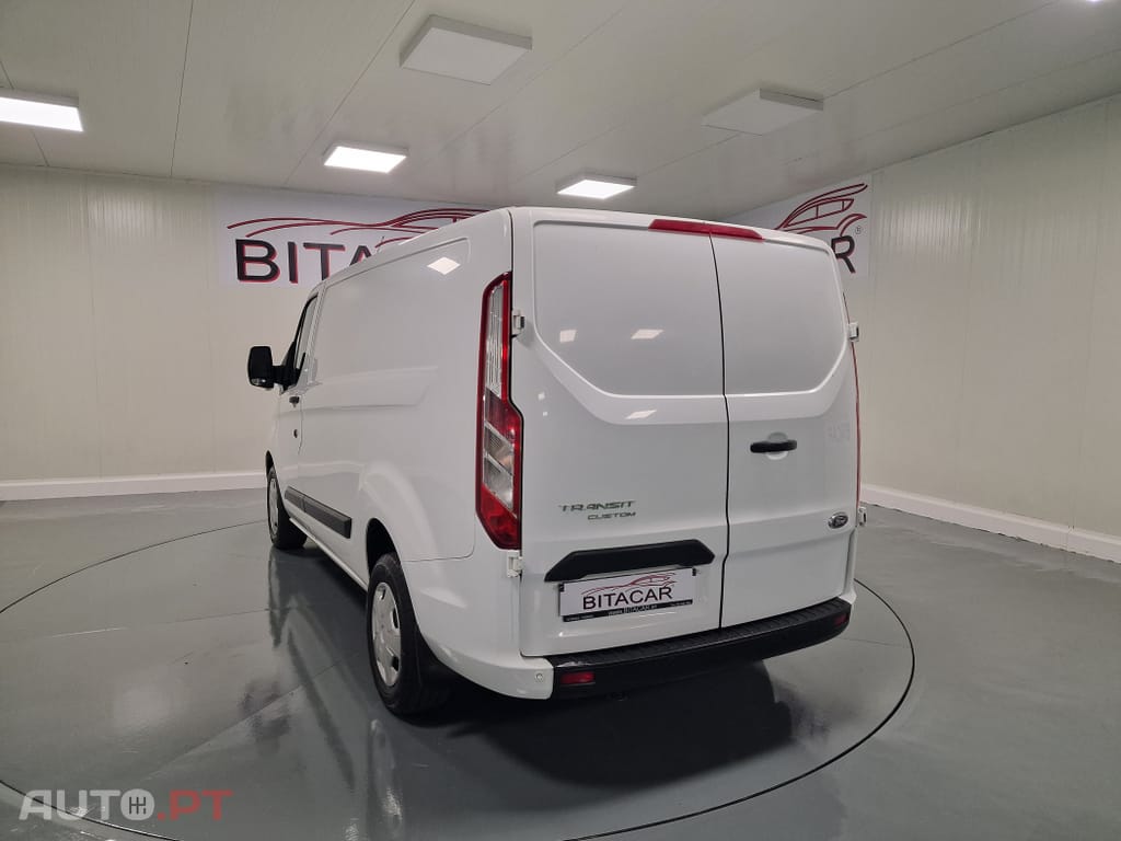 Ford Transit Custom 310L1 2.0 TDCi H1-Tecto Baixo Trend