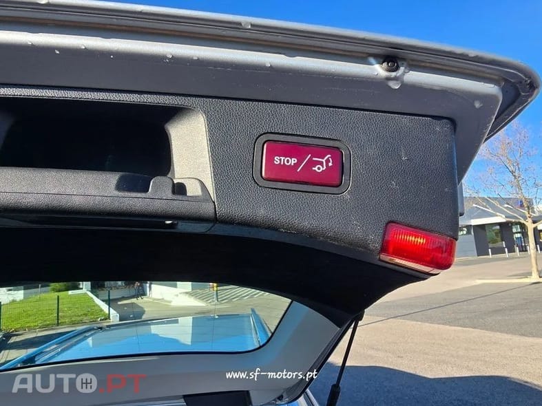 Mercedes-Benz E 350 BlueTEC