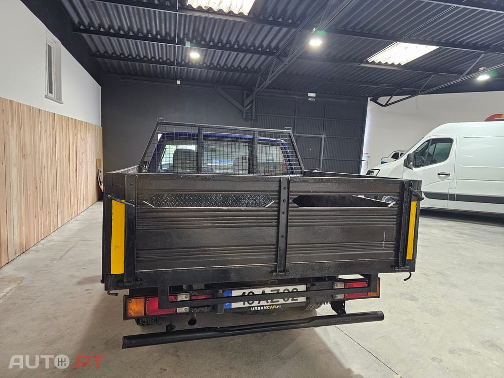 Nissan Pick Up 2.5Di