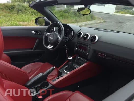 Audi TT ROADSTER S LINE