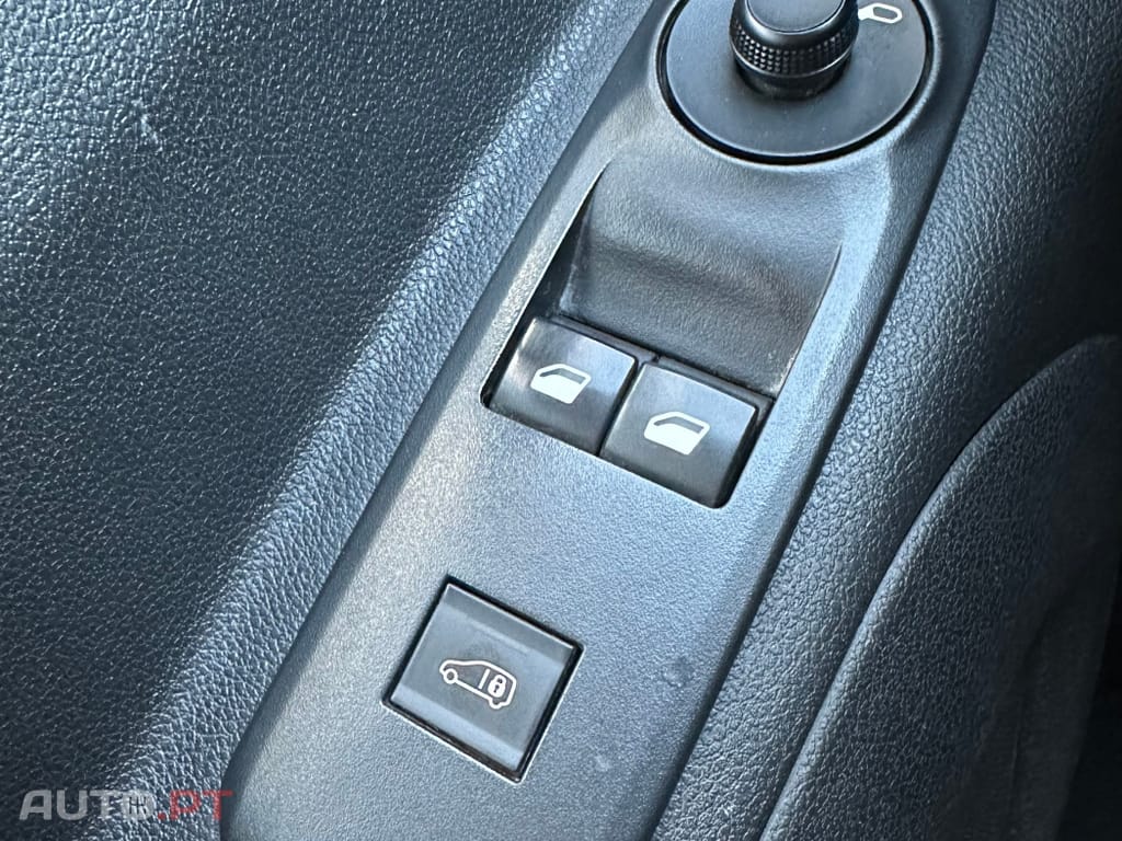 Peugeot Partner 1.6 BlueHDi L2 Premium 3L