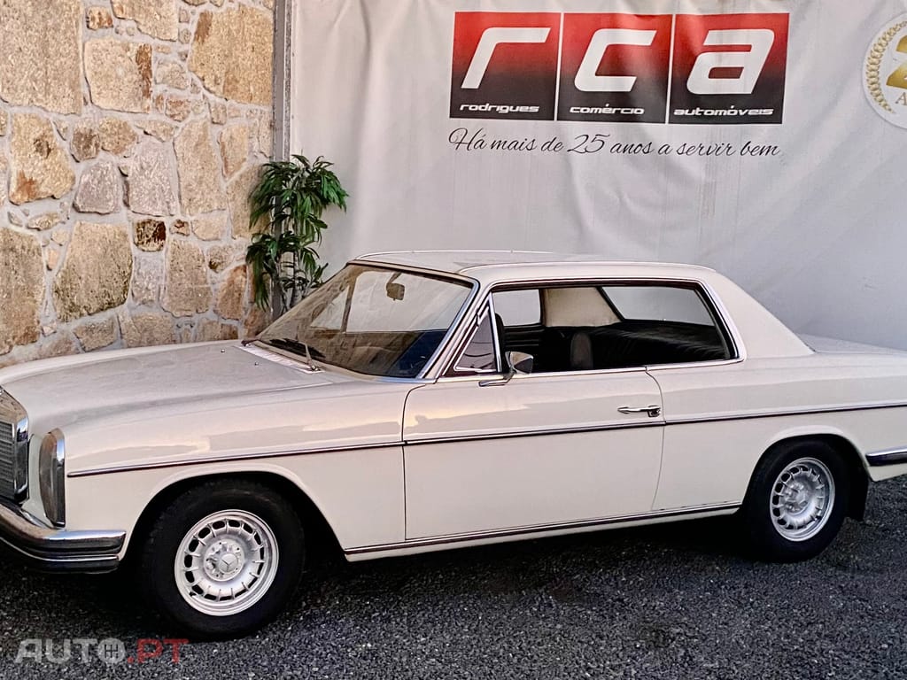 Mercedes-Benz 250 CE