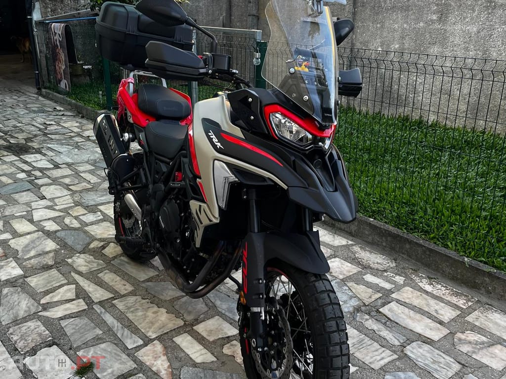 Benelli TRK 702X