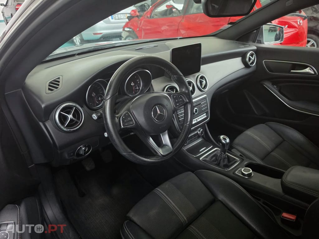 Mercedes-Benz CLA 180 Shooting