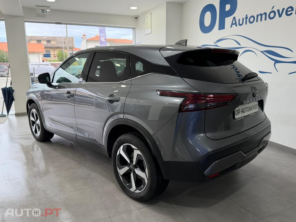 Nissan Qashqai 1.3 DIG-T N-Connecta Xtronic