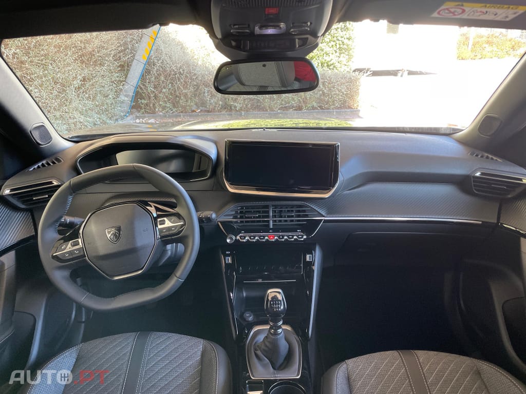 Peugeot 2008 1.2 PureTech Active Pack