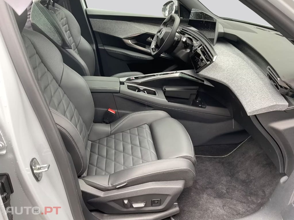 Peugeot E-3008 GT  I.V.A DEDUTIVEL 