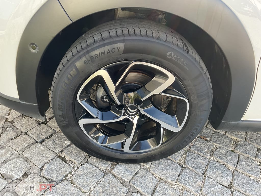 Citroen C3 1.2 PureTech Shine EAT6