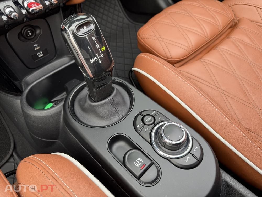 MINI Cabrio John Cooper Works Premium P. JCW Plus