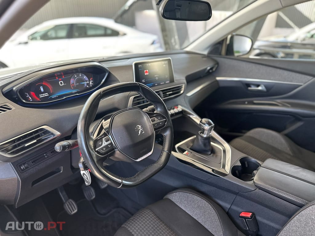 Peugeot 3008 1.6 HDi Allure