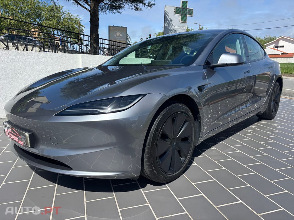 Tesla Model 3 Tração Traseira Premium