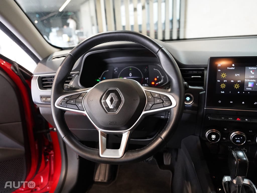 Renault Arkana 1.6 E-Tech Business
